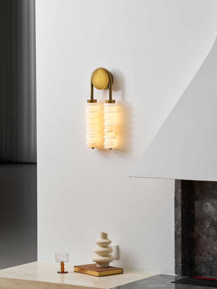 Calla Ribbed Alabaster Vägglampa
