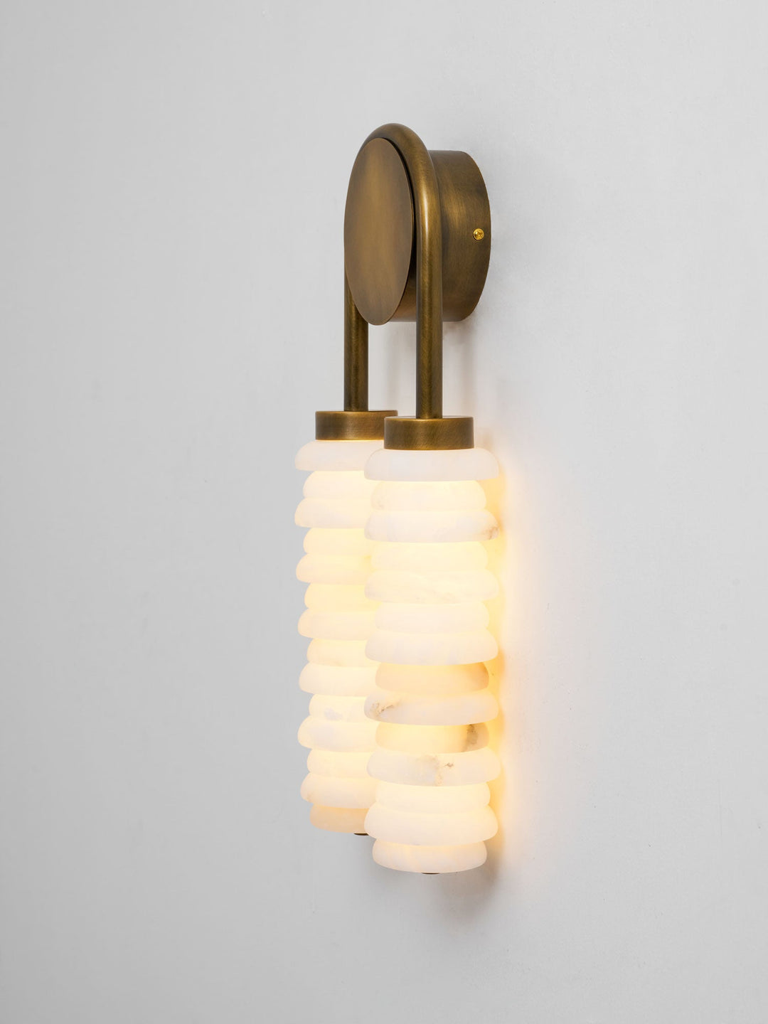 Calla Ribbed Alabaster Vägglampa