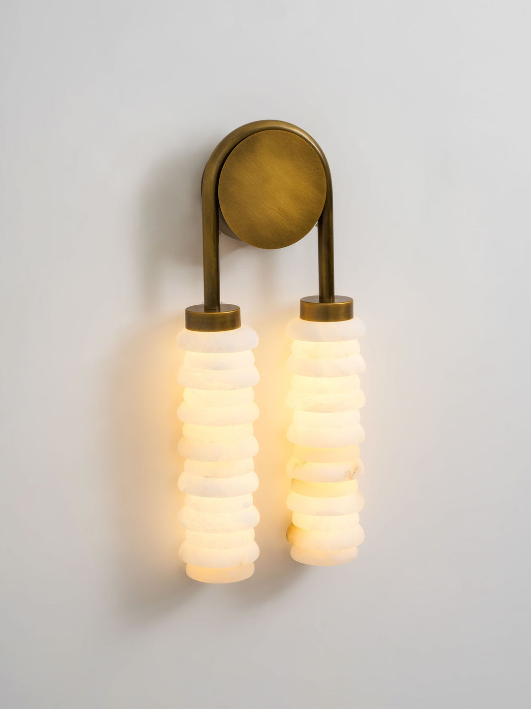 Calla Ribbed Alabaster Vägglampa