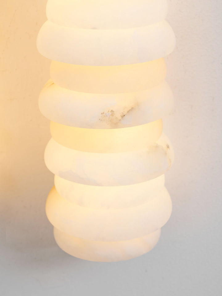 Calla Ribbed Alabaster Vägglampa