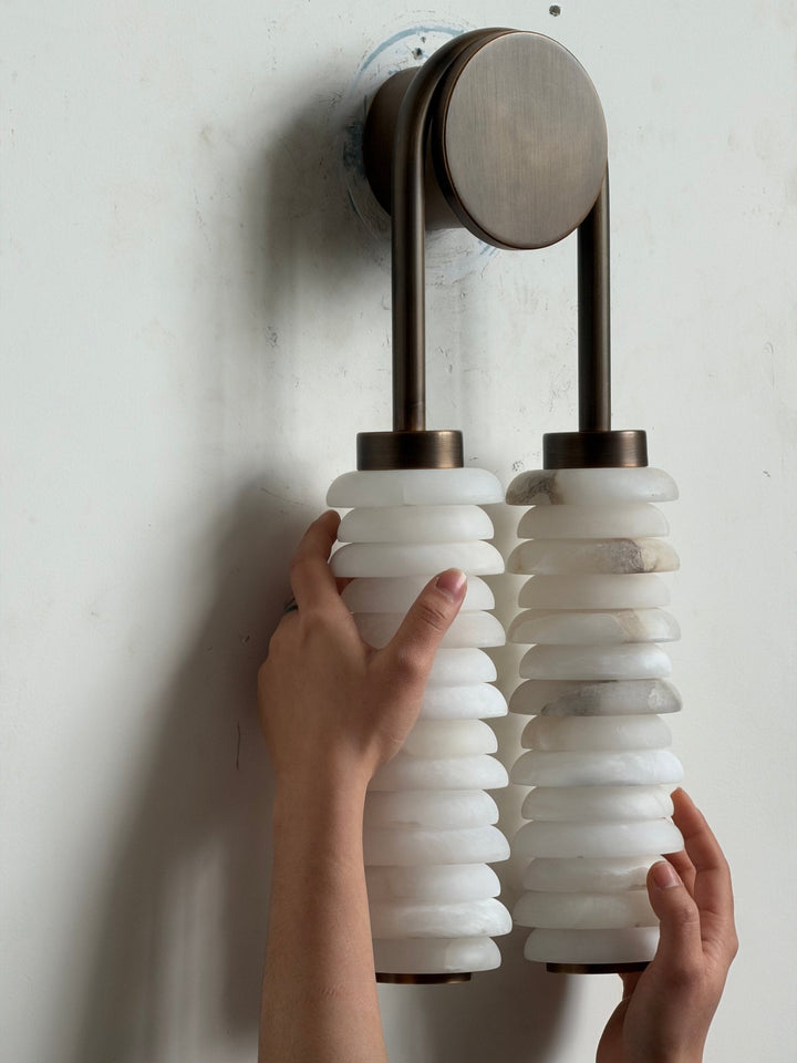 Calla Ribbed Alabaster Vägglampa