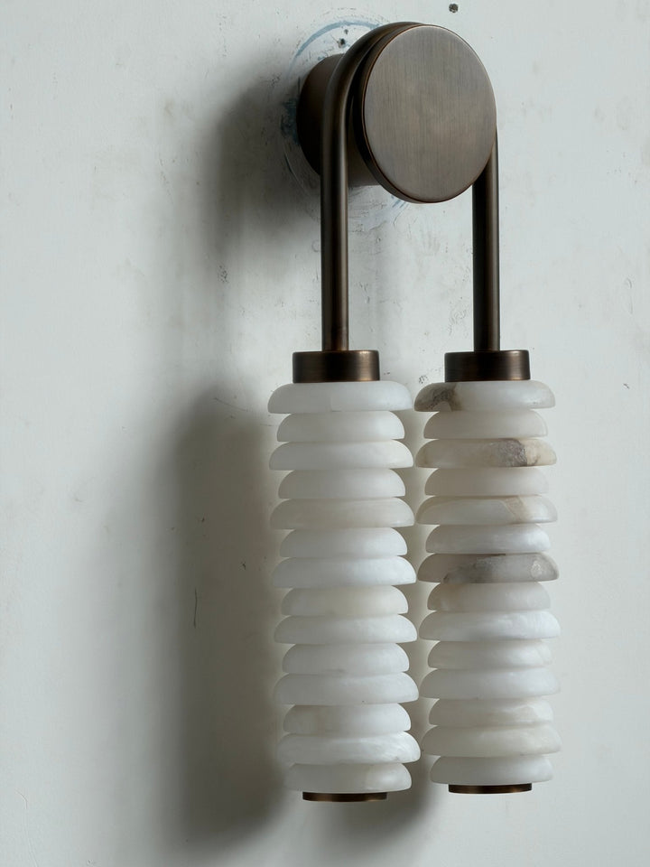 Calla Ribbed Alabaster Vägglampa