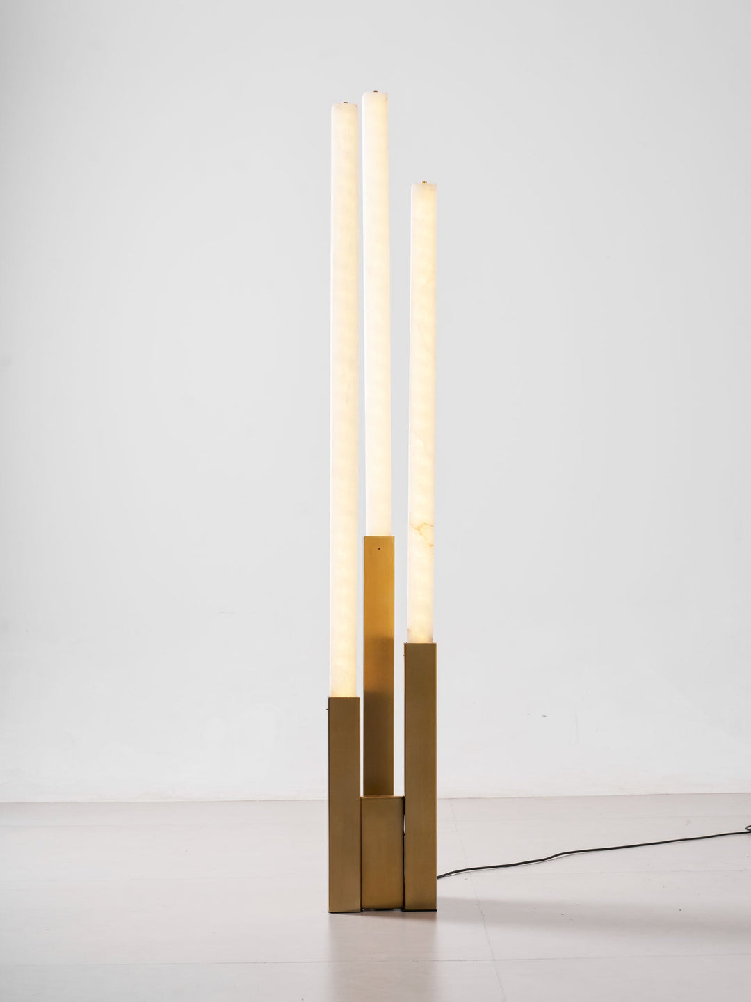 Callisto Alabaster Golvlampa