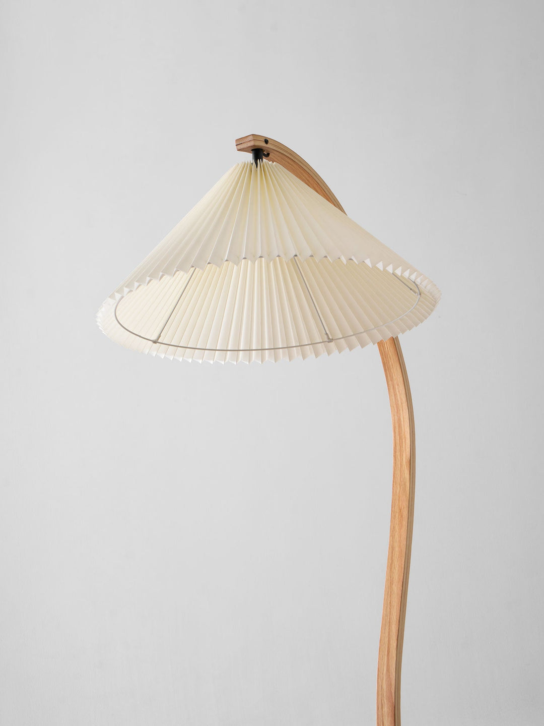 Caprani Golvlampa