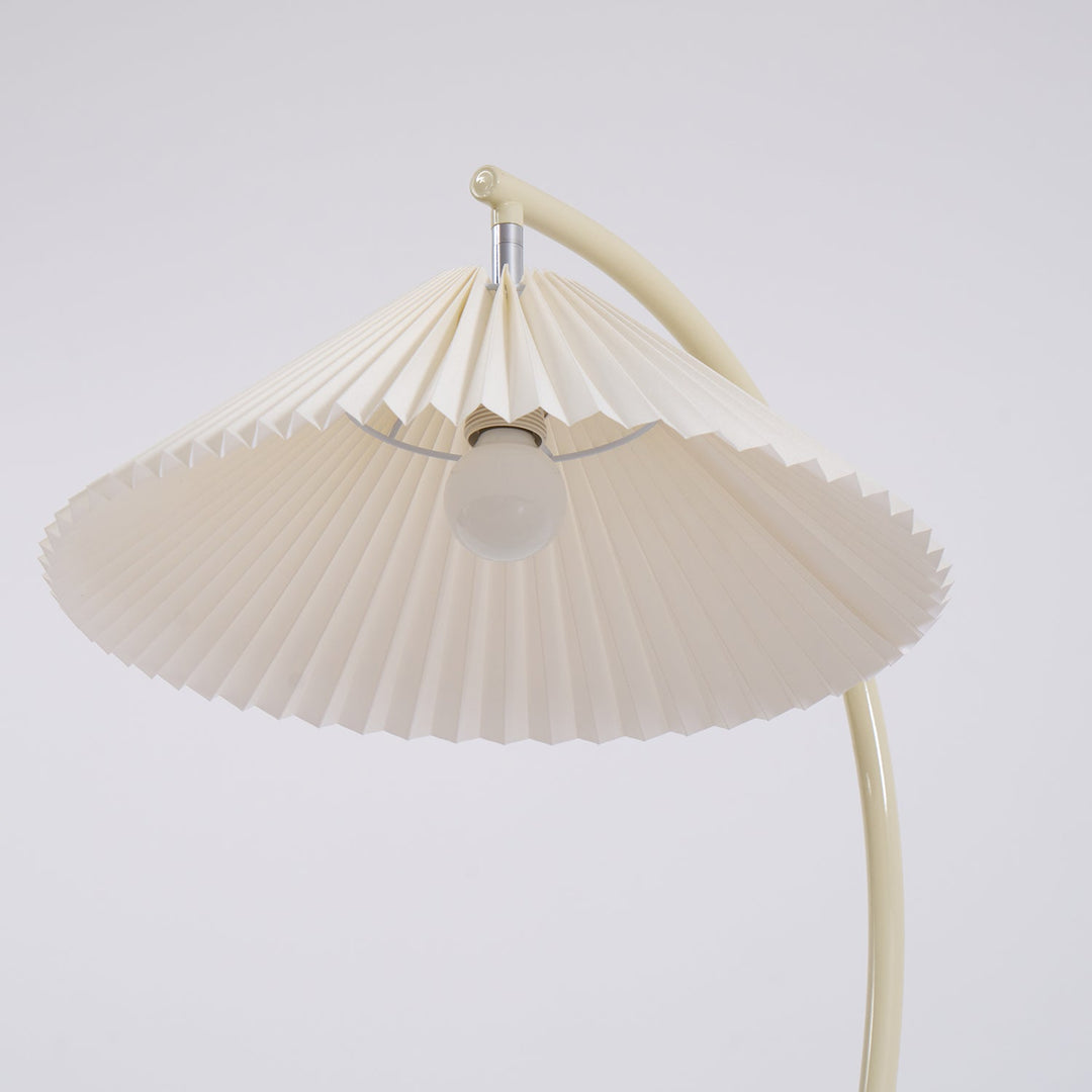 Crescini Plisserad Golvlampa