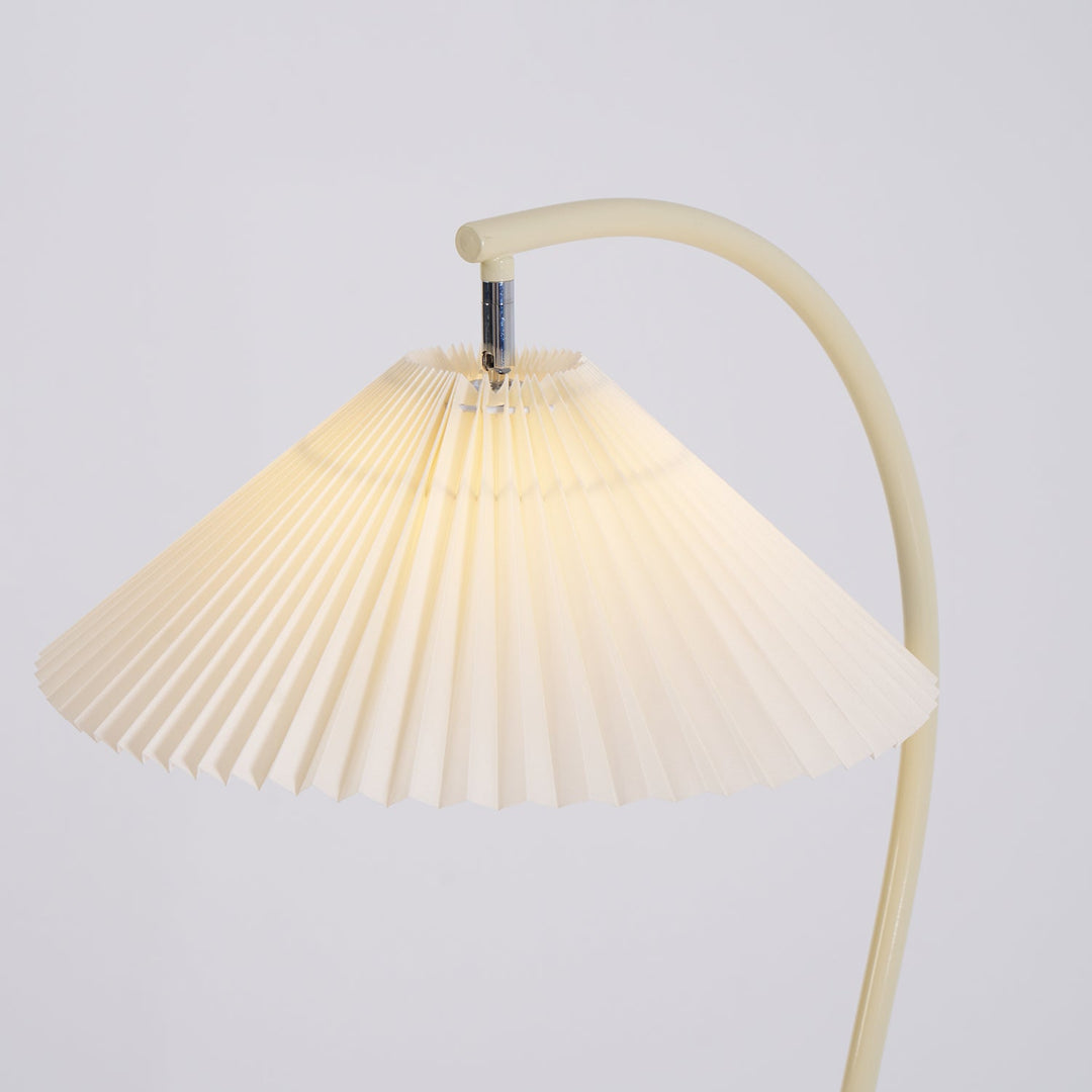 Crescini Plisserad Golvlampa
