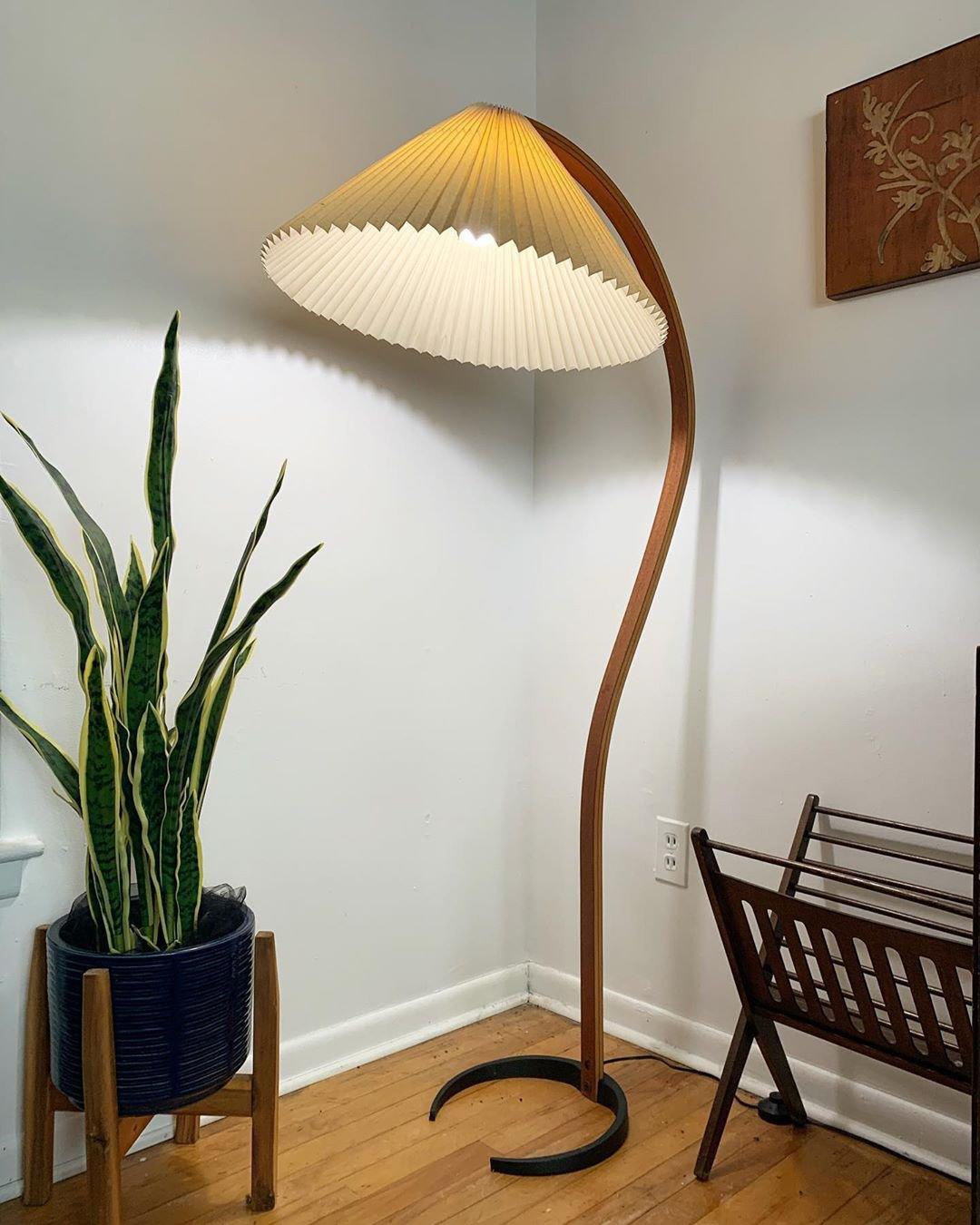 Caprani Golvlampa