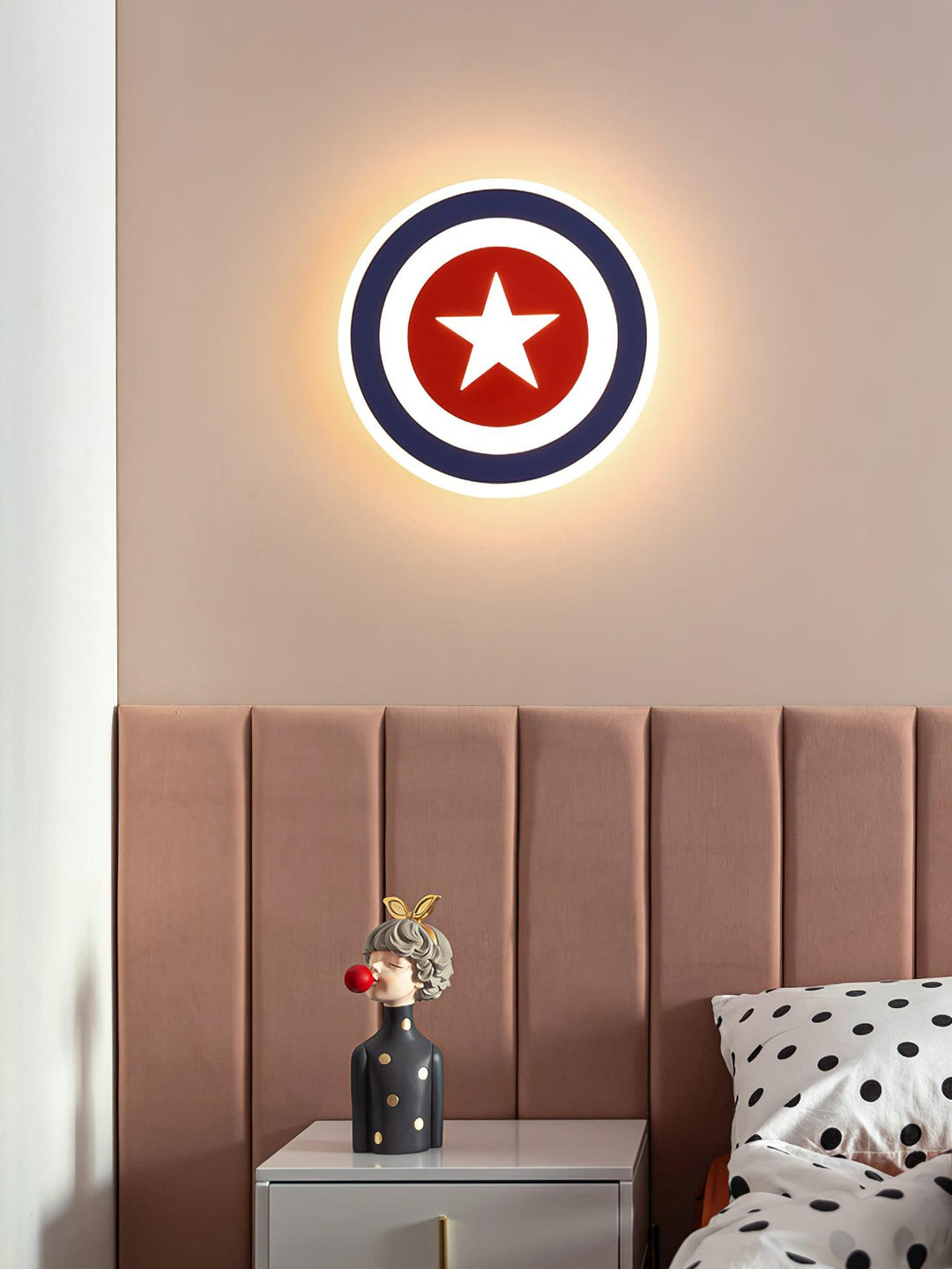 Kapten Vägglampa