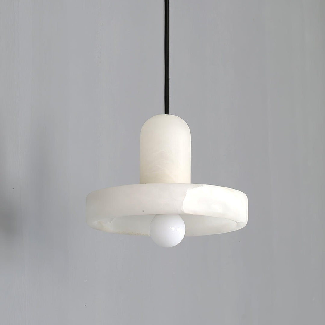 Carrara Alabaster Pendellampa