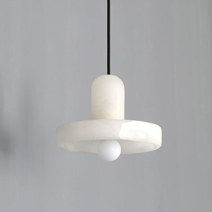 Carrara Alabaster Pendellampa