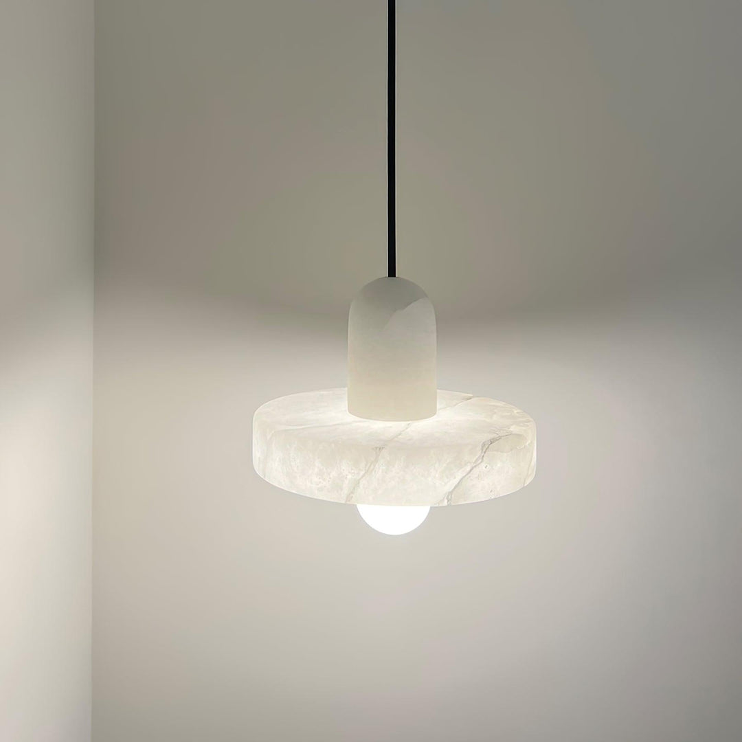 Carrara Alabaster Pendellampa
