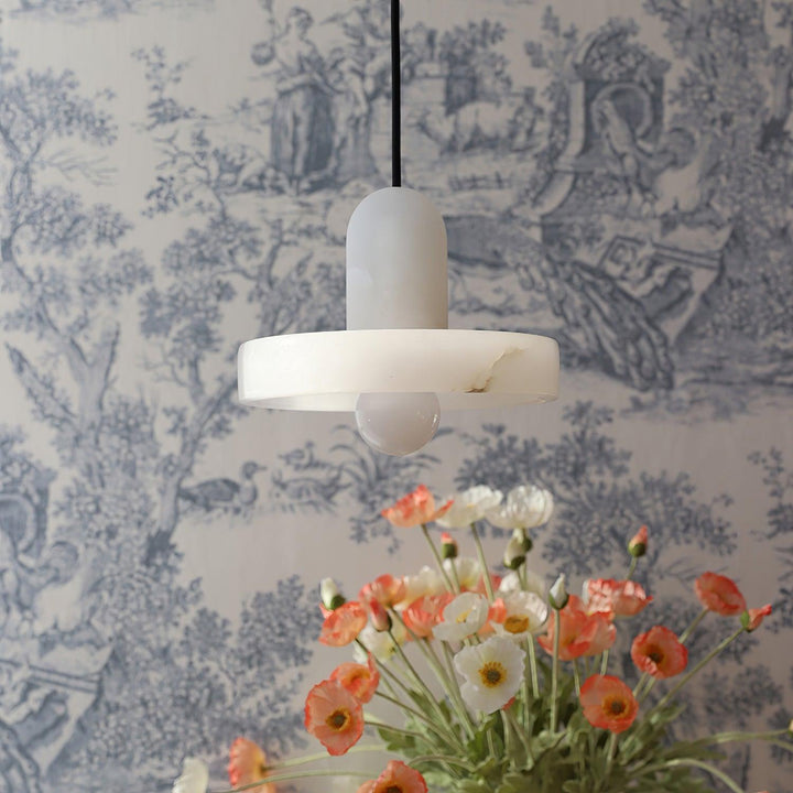 Carrara Alabaster Pendellampa