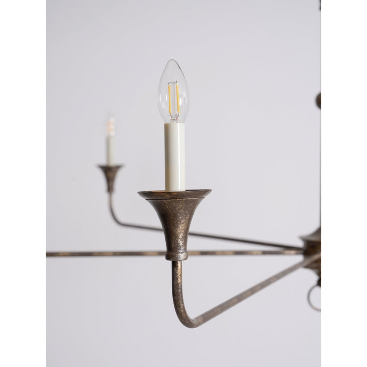 Elara Kandelaber Chandelier