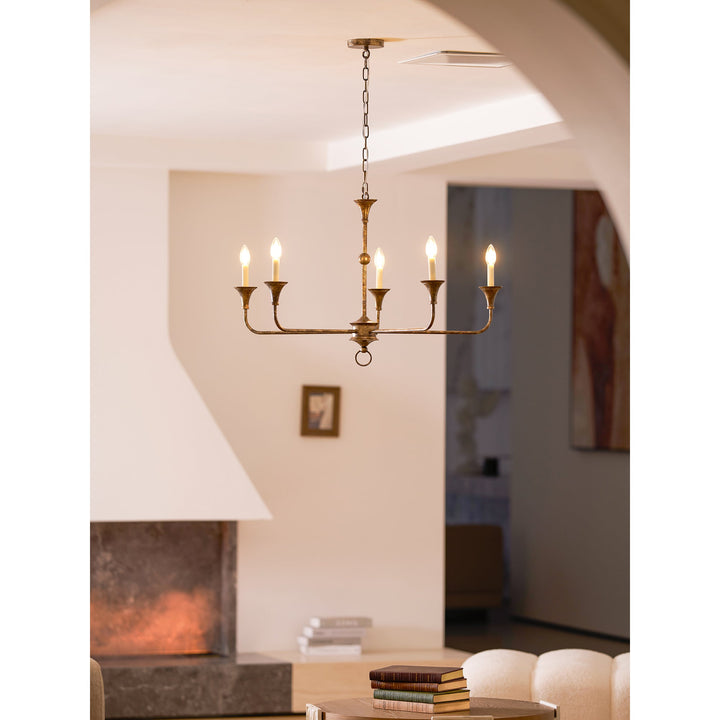 Elara Kandelaber Chandelier