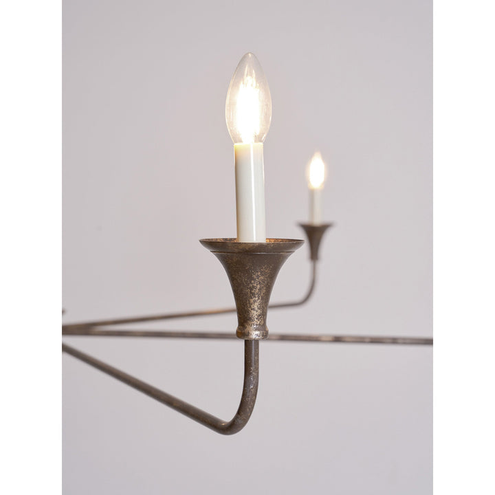 Elara Kandelaber Chandelier