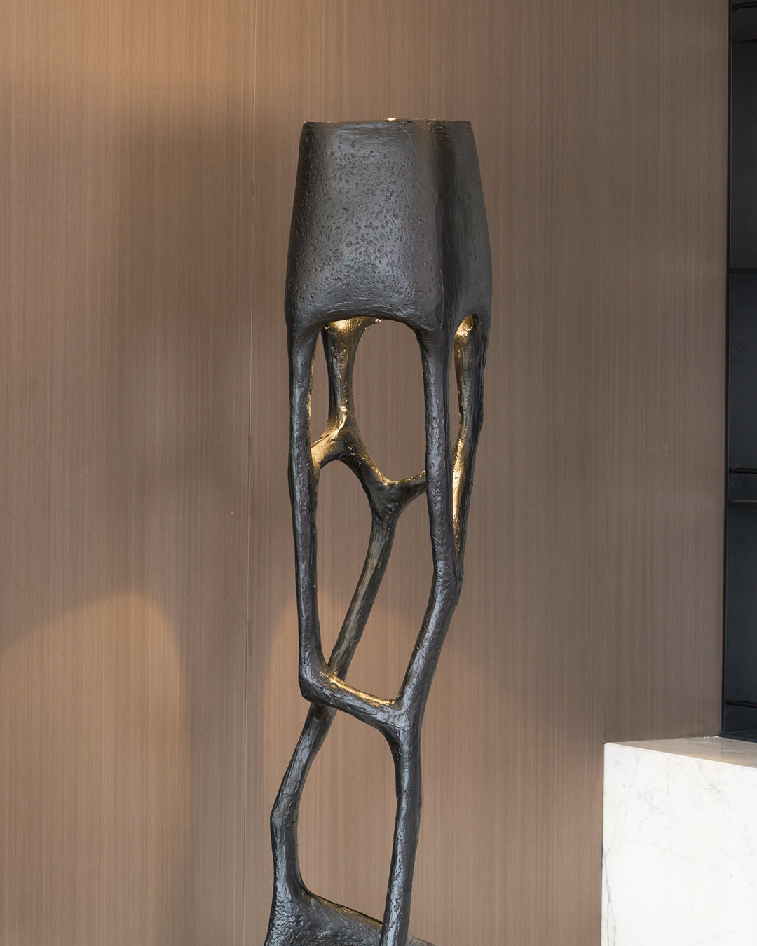 Gothic Sculpture Golvlampa