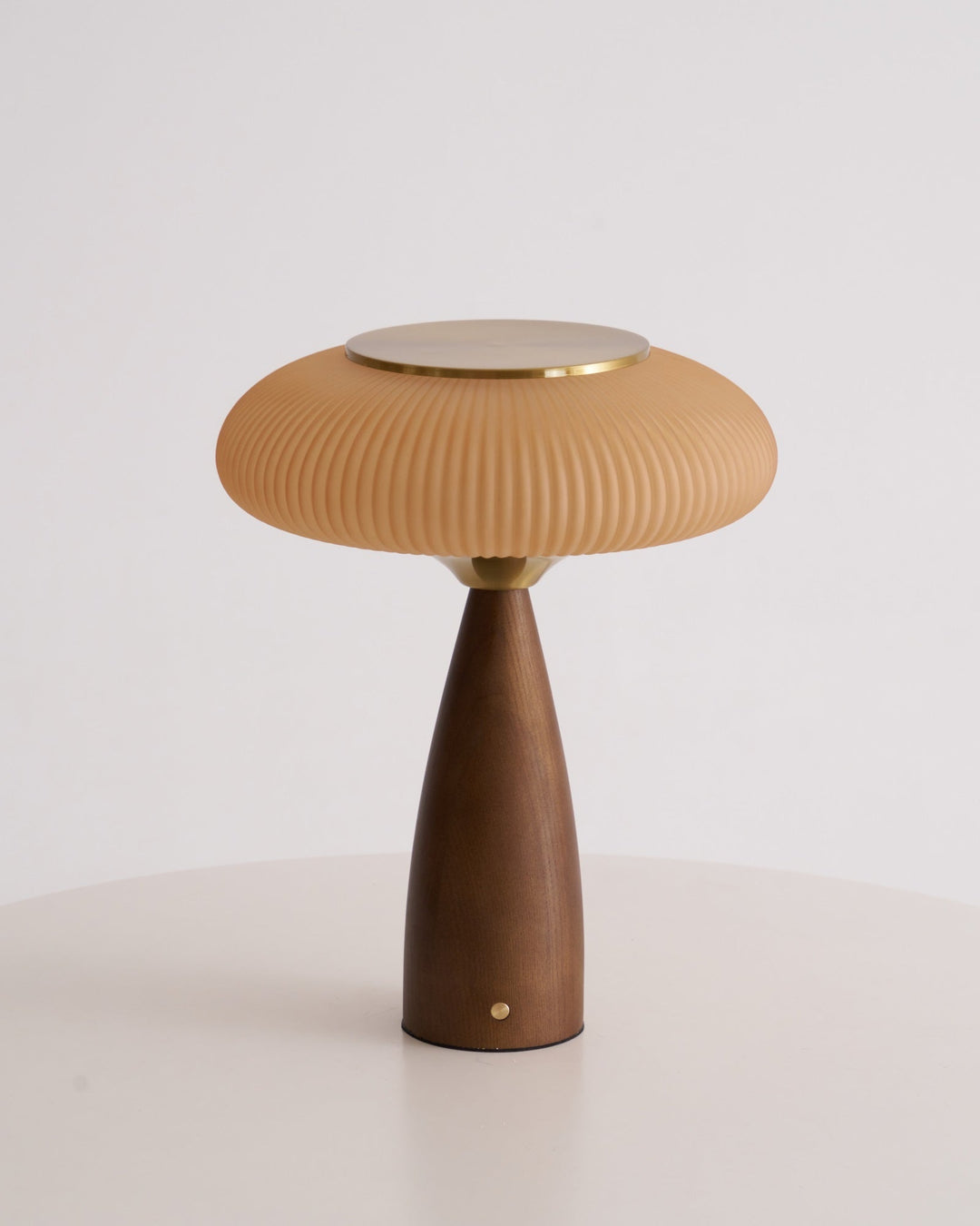 Cielo Trä Återuppladdningsbar Bordslampa