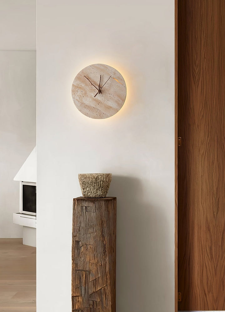 Klocka Travertine Vägglampa