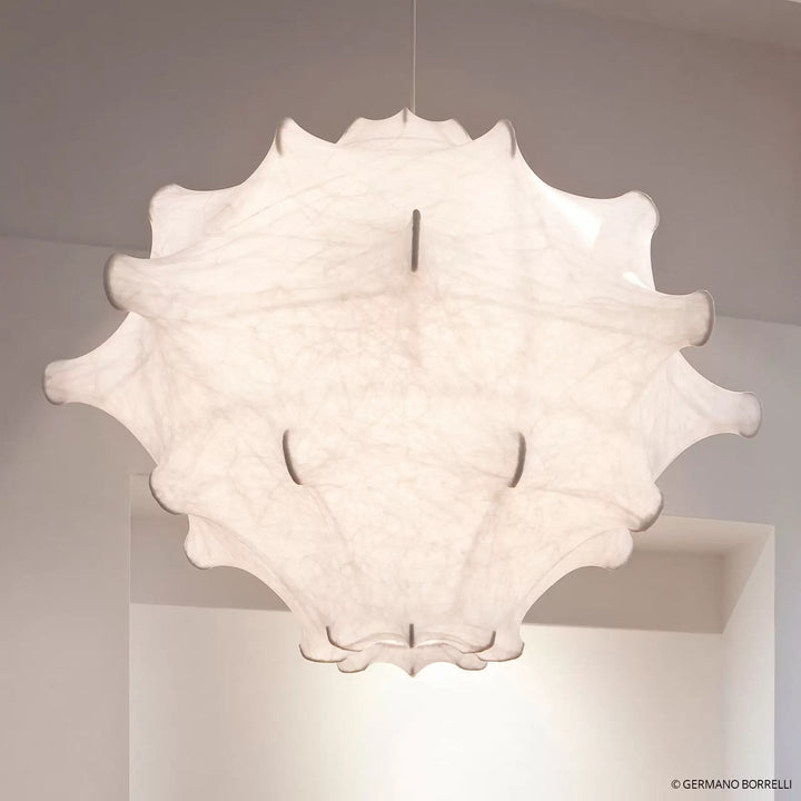 Cocoon Bloom Pendellampa