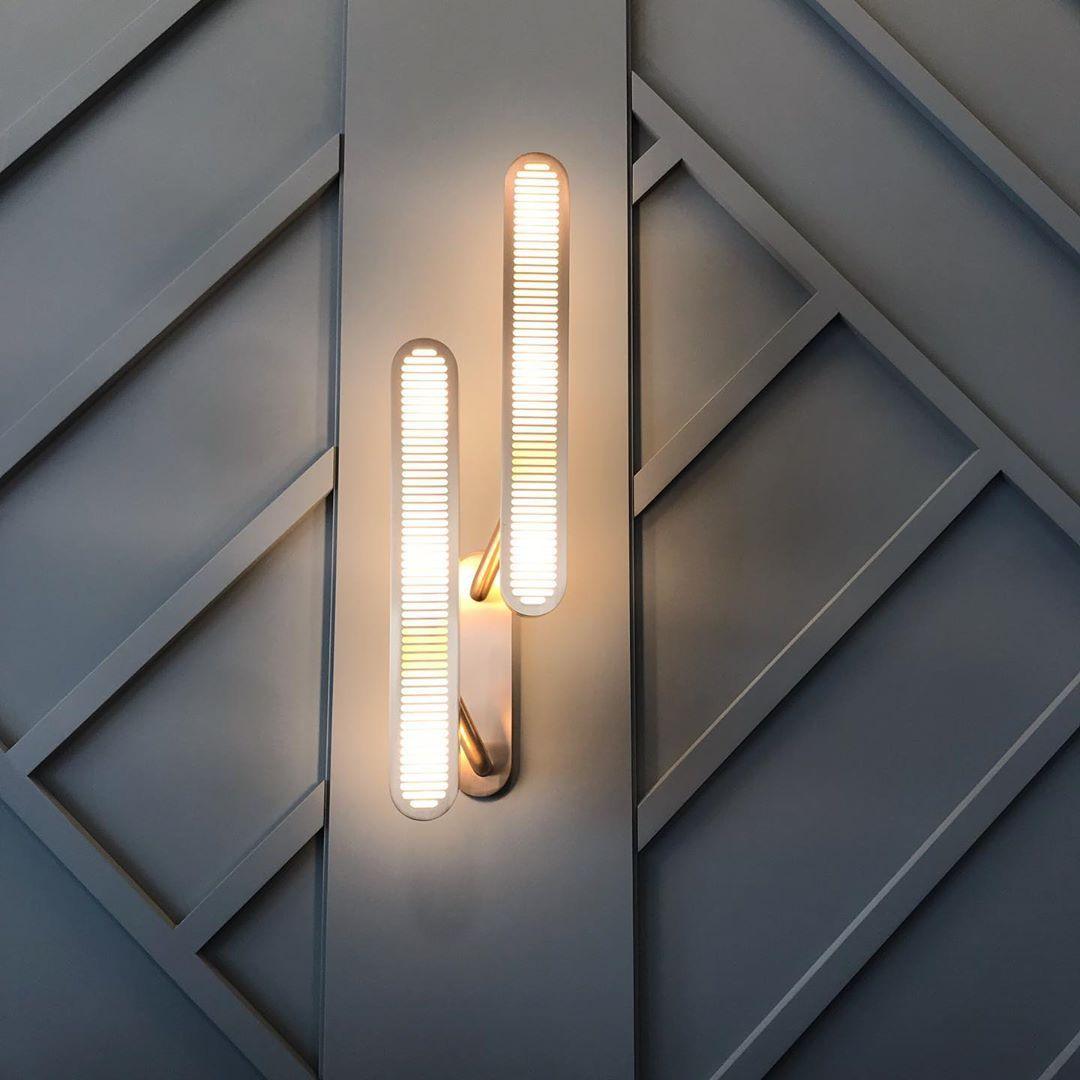 Colt Vägglampa