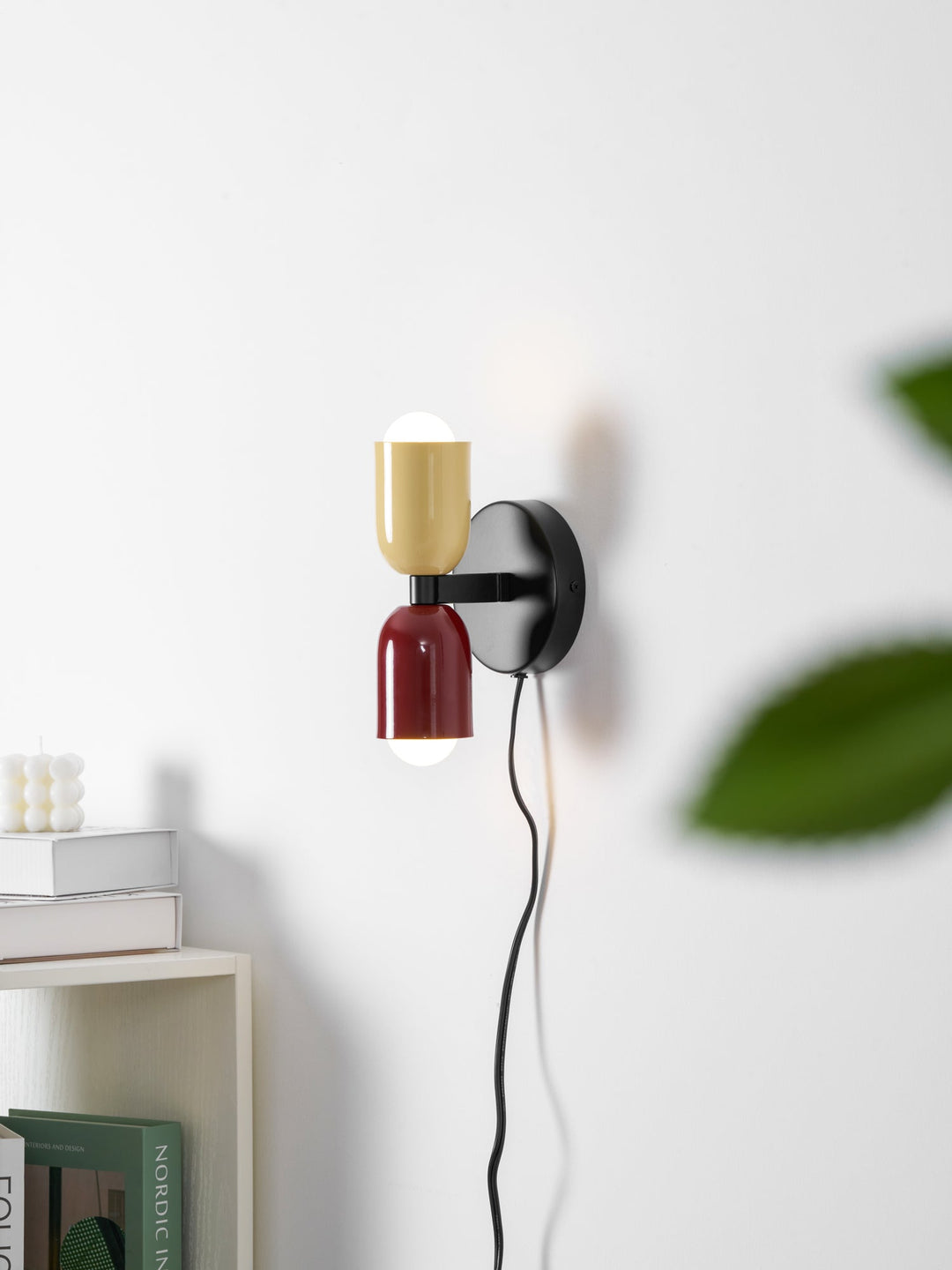 Couleur Dubbel Plug-In Vägglampa
