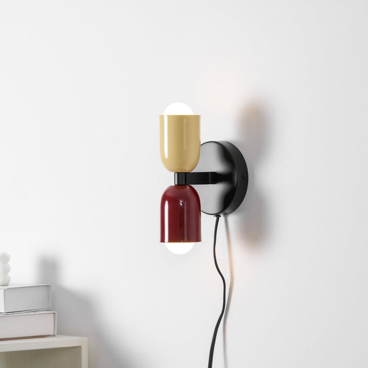 Couleur Dubbel Plug-In Vägglampa