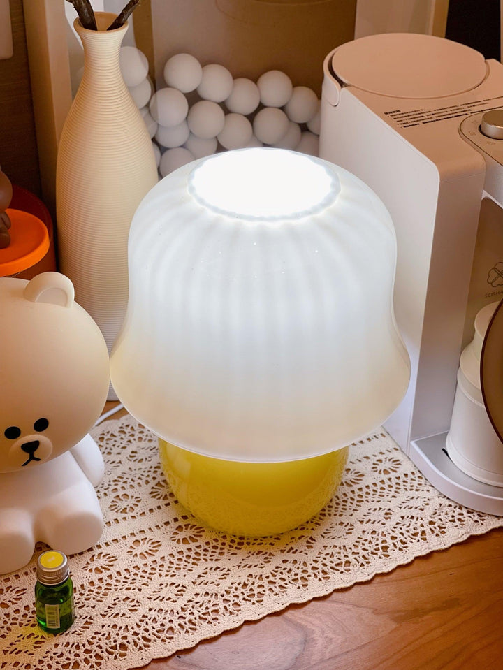 Krämig Svamp Bordslampa