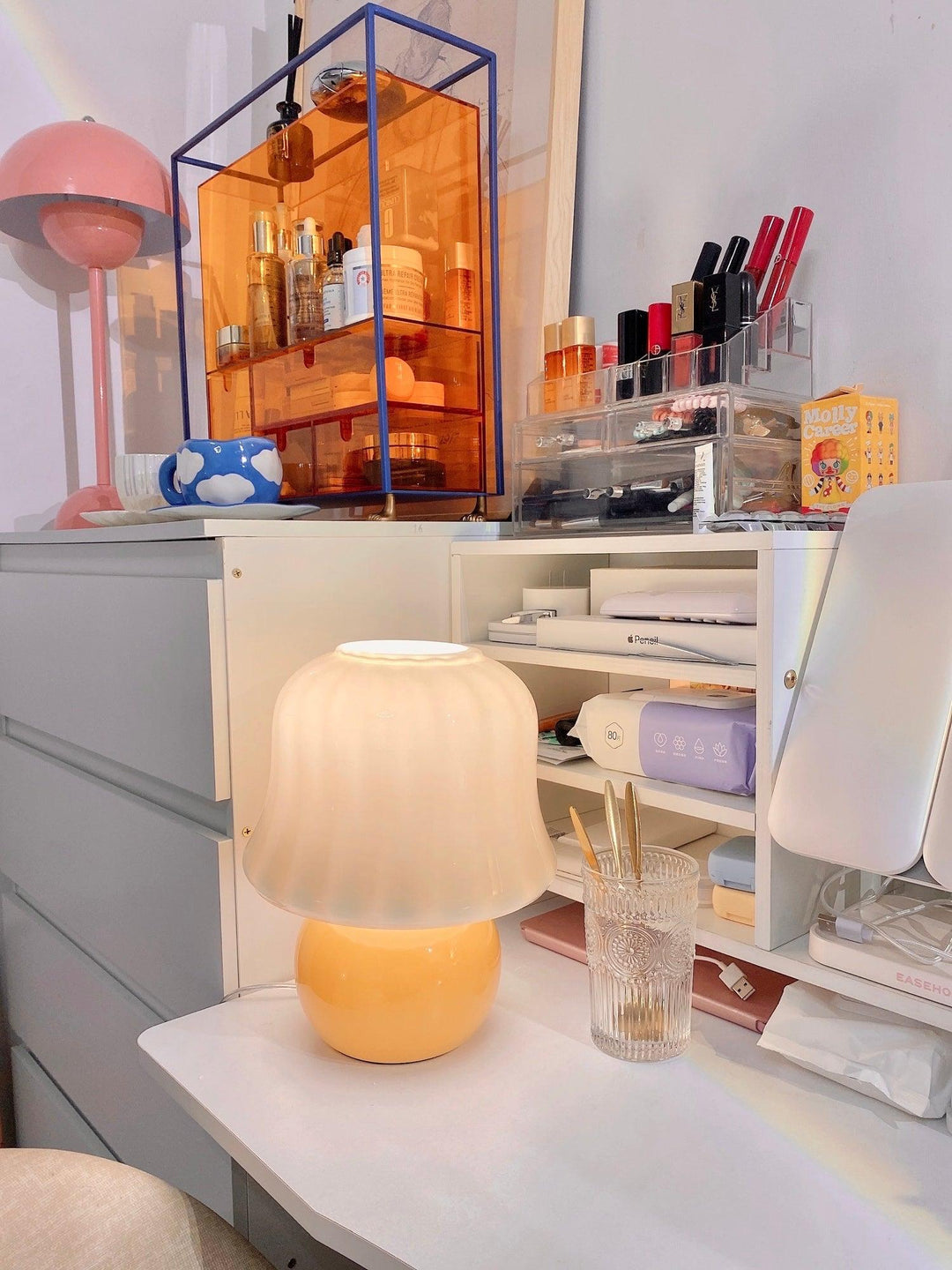 Krämig Svamp Bordslampa