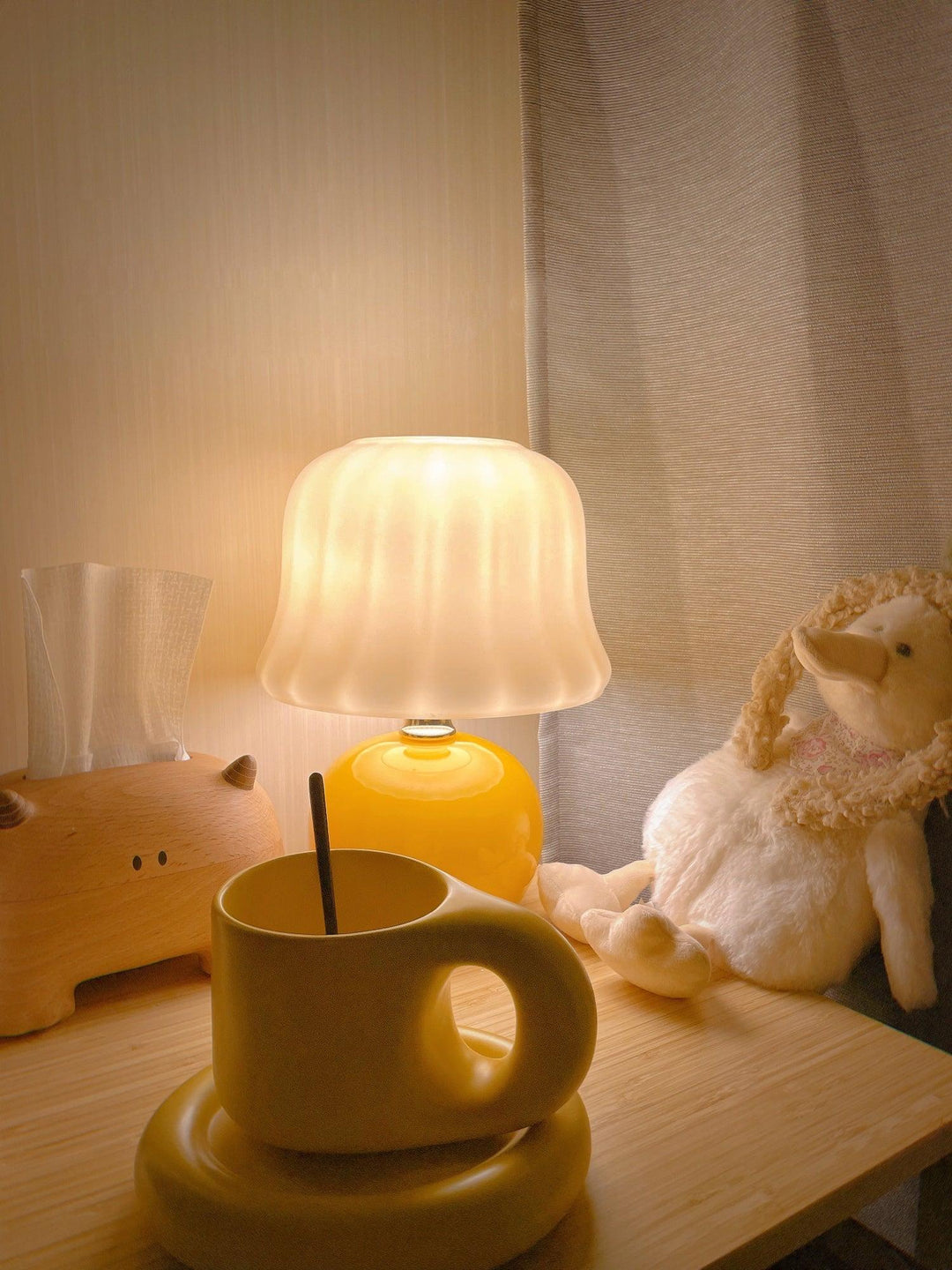 Krämig Svamp Bordslampa