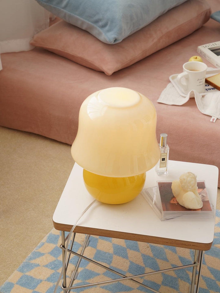 Krämig Svamp Bordslampa