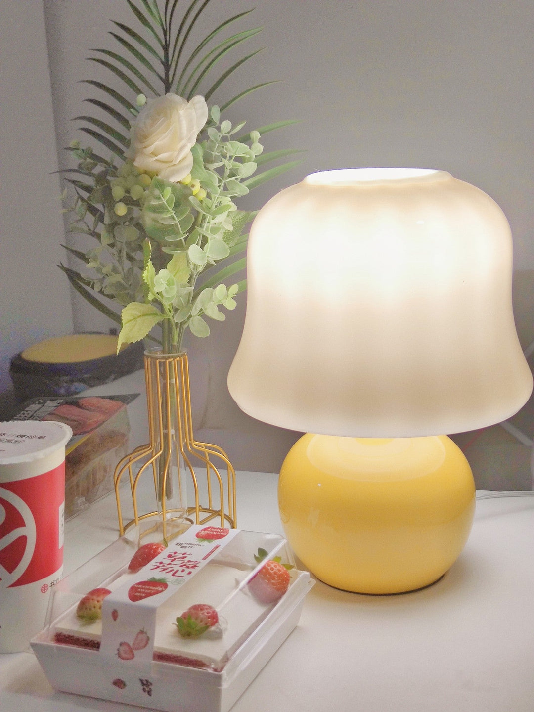 Krämig Svamp Bordslampa