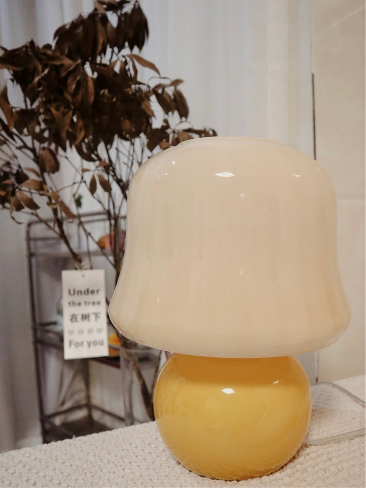 Krämig Svamp Bordslampa