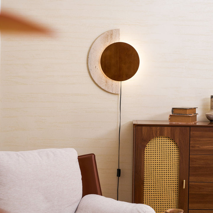 Crescent Halo Vägglampa med Plug-in