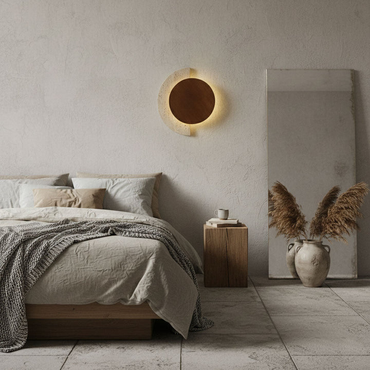 Crescent Halo Vägglampa