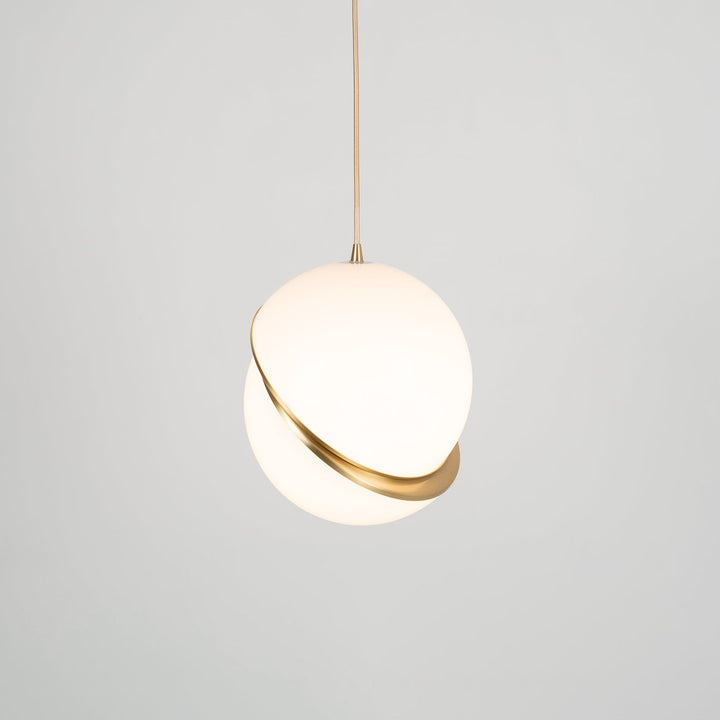 Crescent Pendellampa