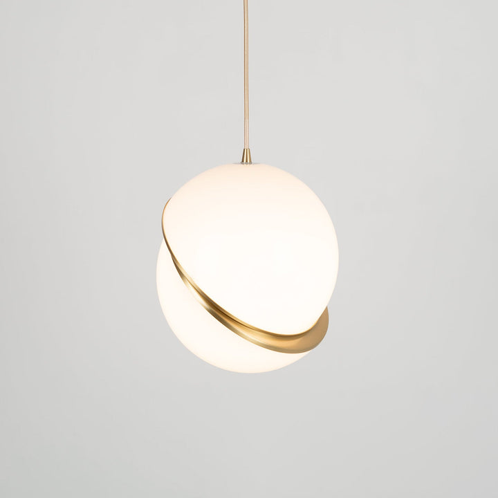 Crescent Pendellampa