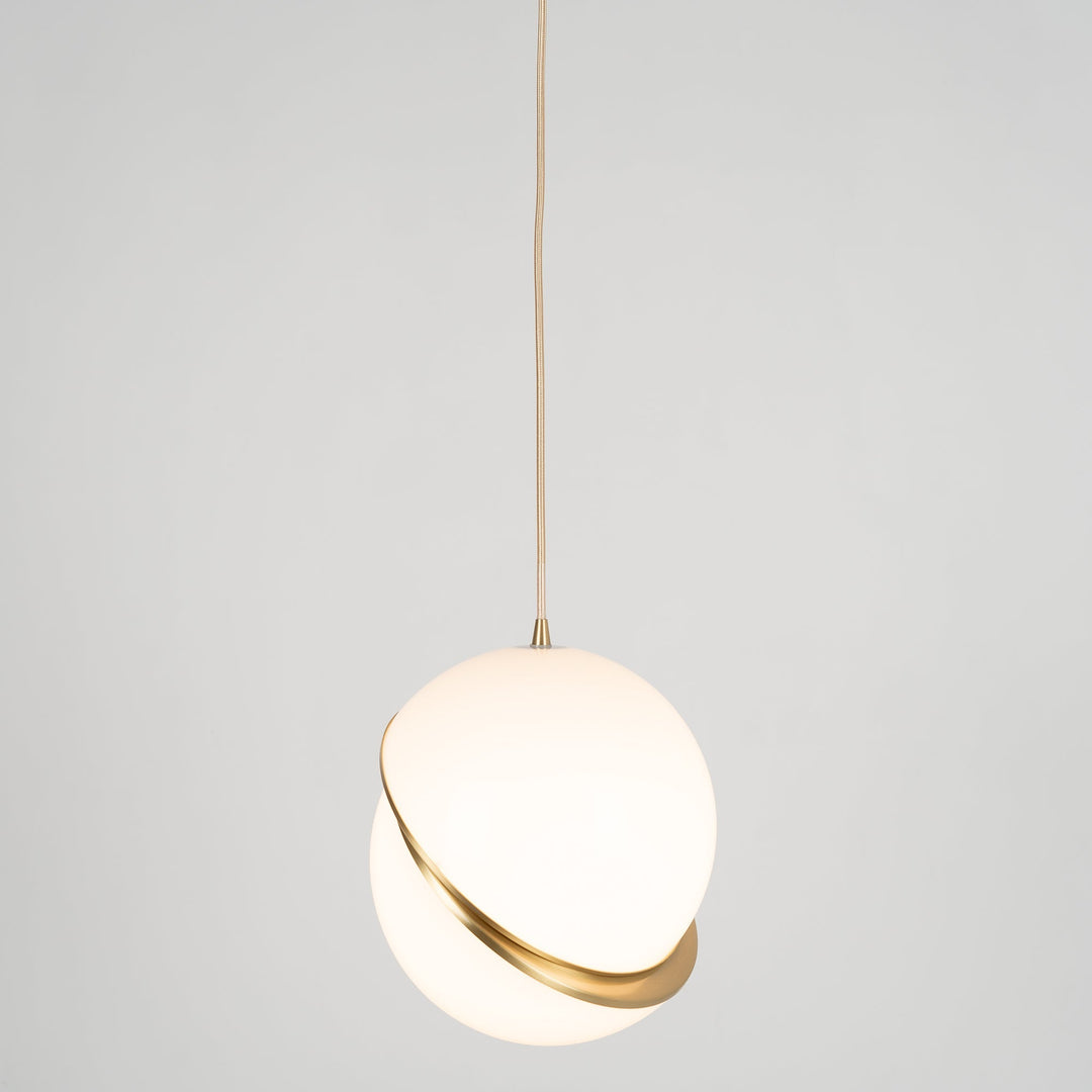 Crescent Pendellampa