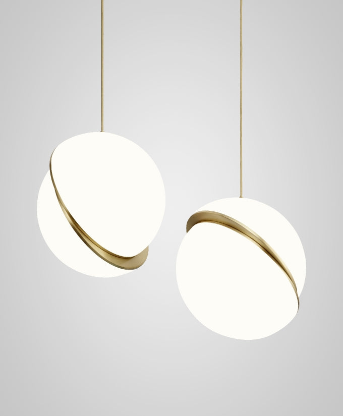 Crescent Pendellampa