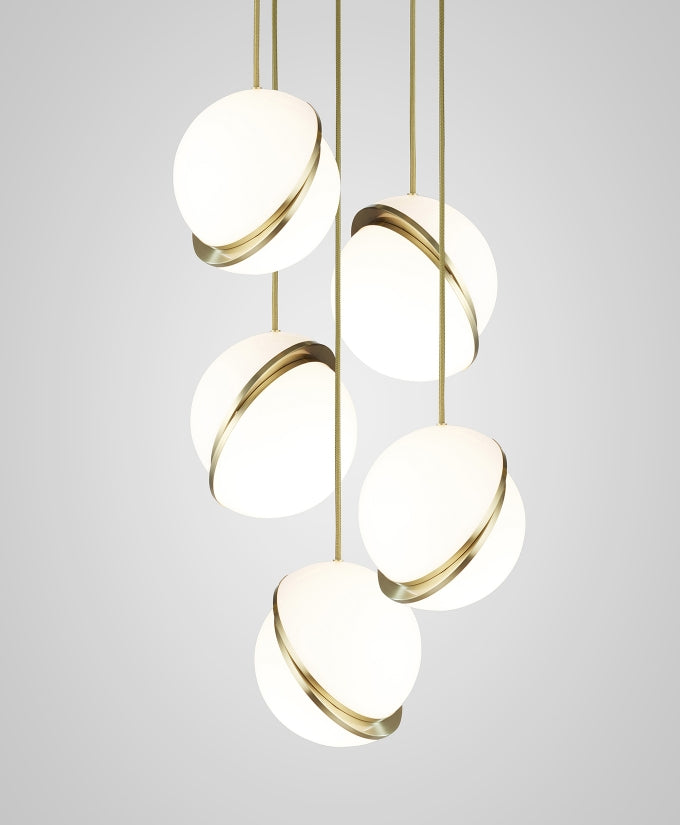 Crescent Pendellampa