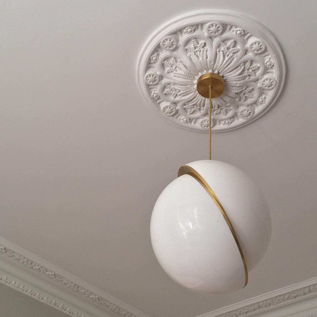 Crescent Pendellampa