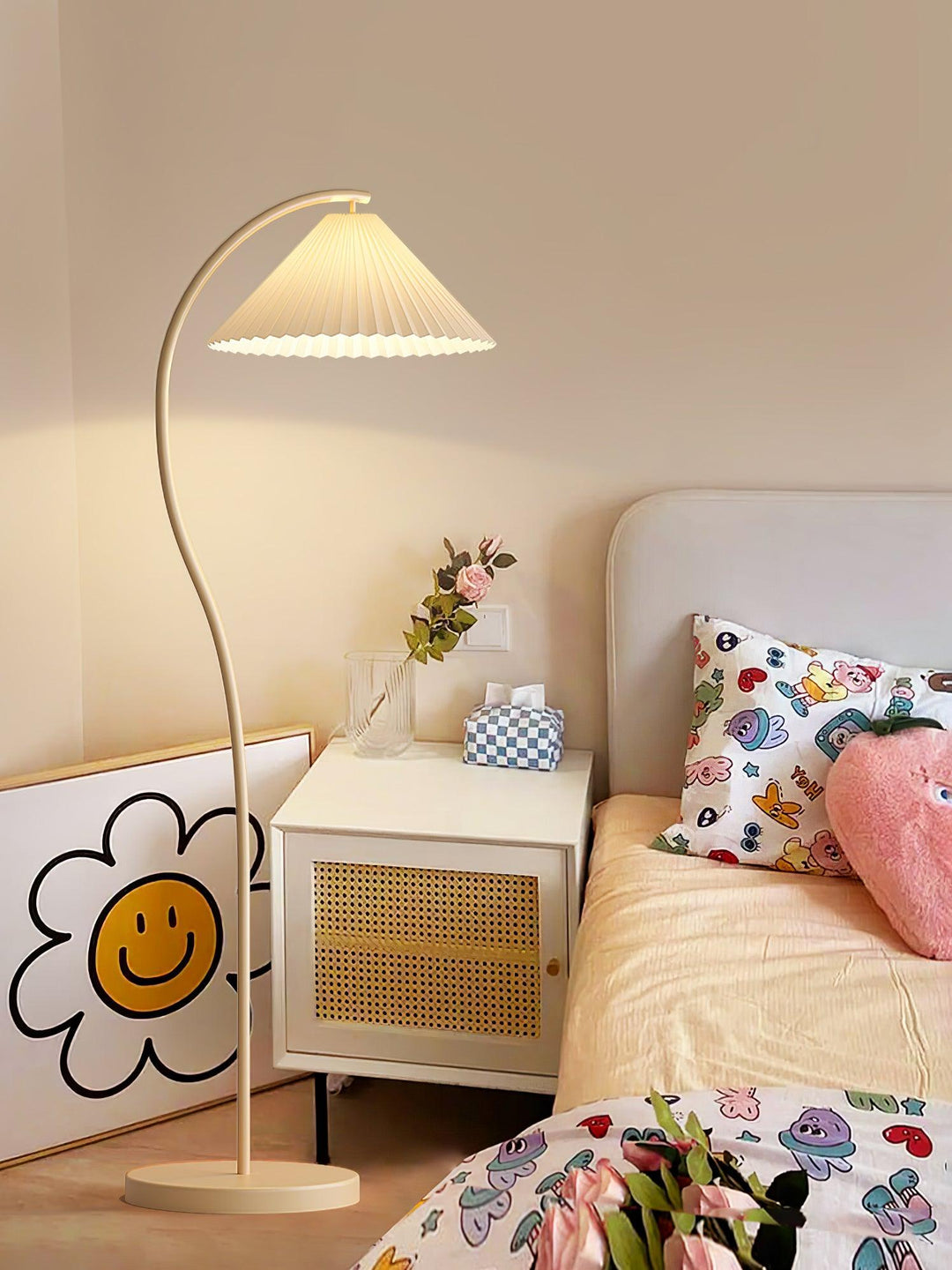 Crescini Plisserad Golvlampa