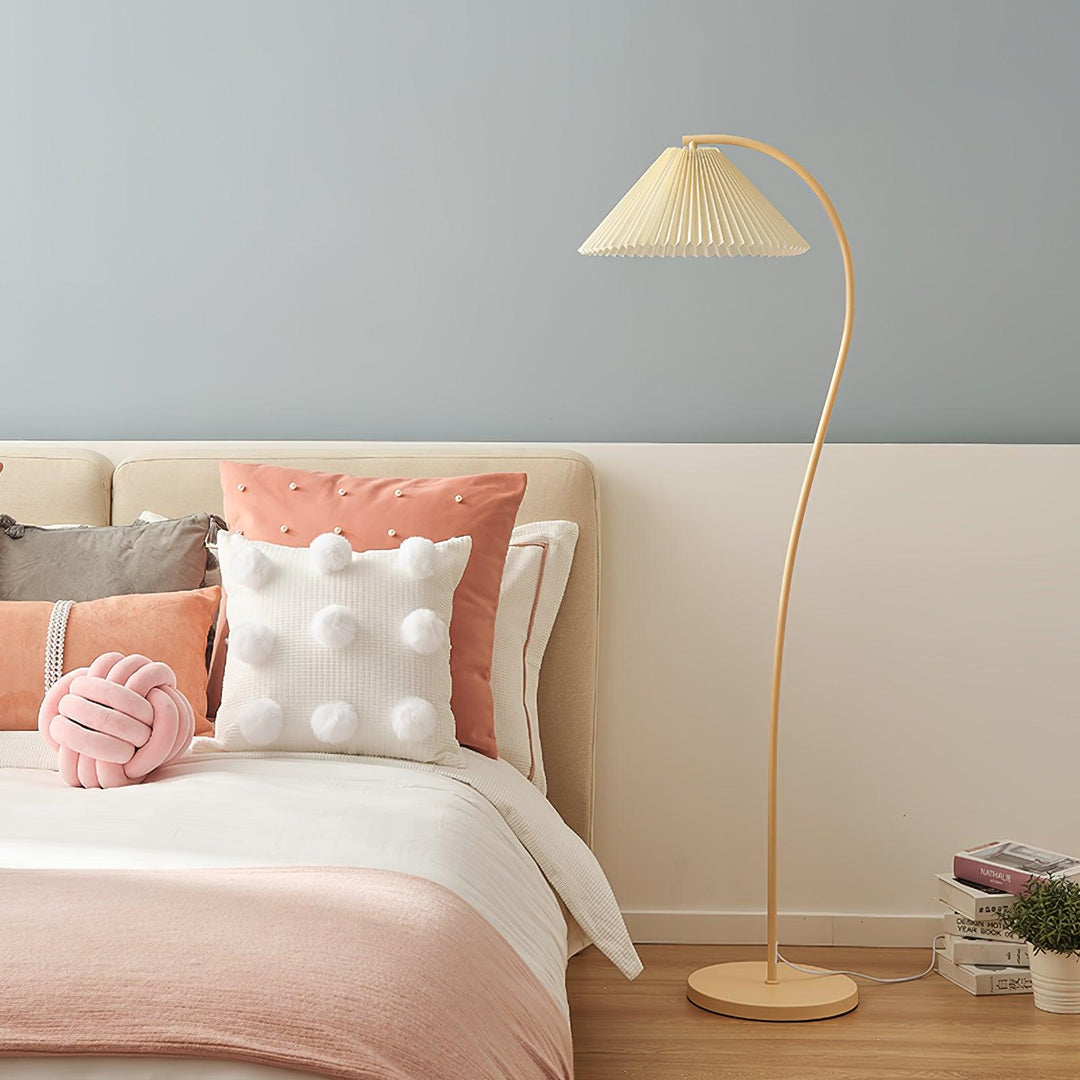 Crescini Plisserad Golvlampa