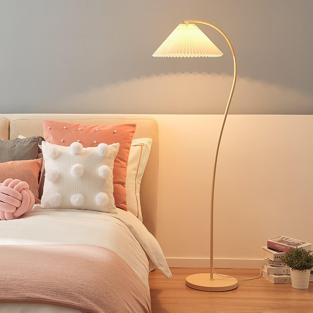 Crescini Plisserad Golvlampa