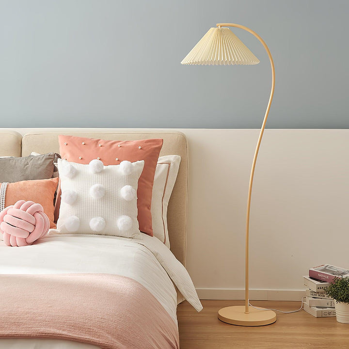 Crescini Plisserad Golvlampa