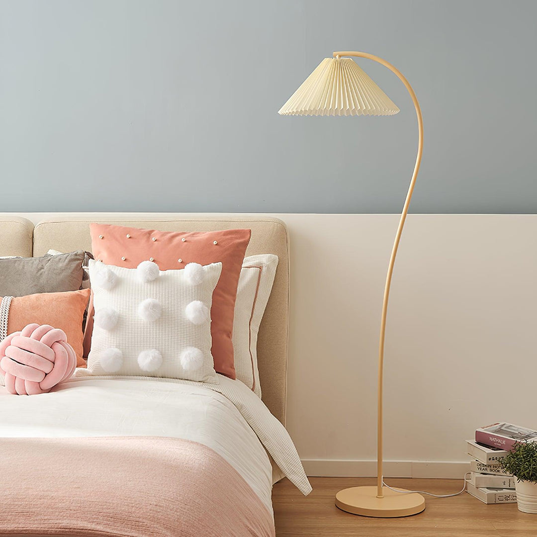 Crescini Plisserad Golvlampa