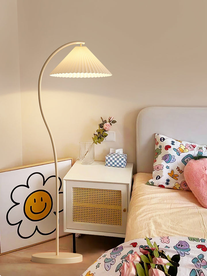 Crescini Plisserad Golvlampa