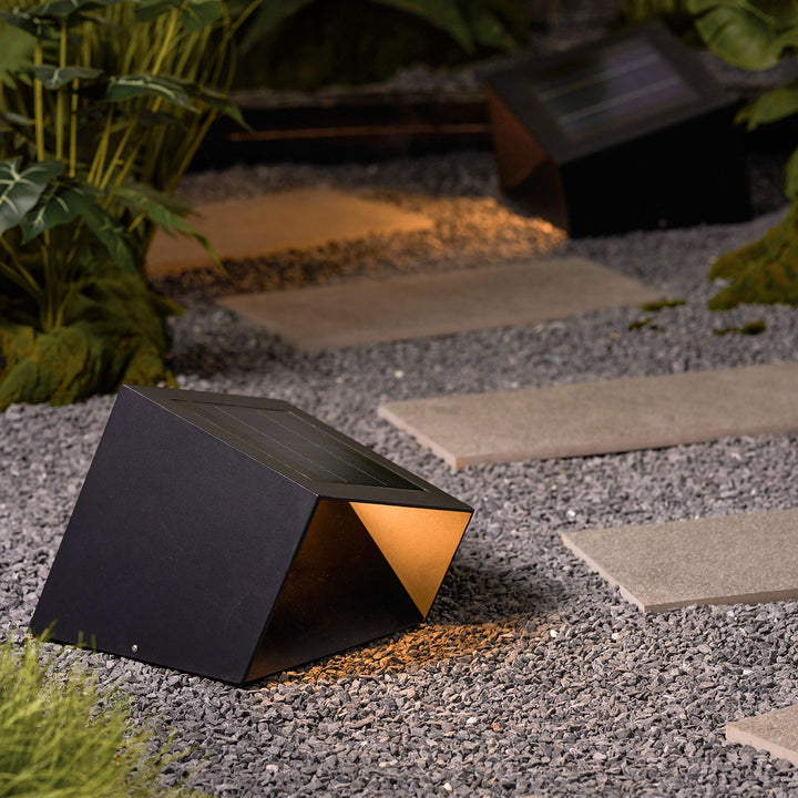 Cube Garden Solutomhuslampa