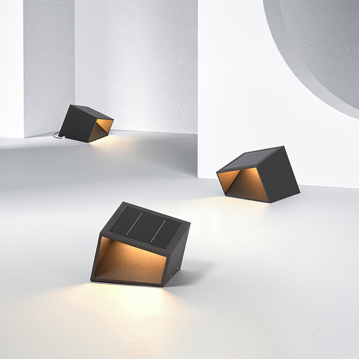 Cube Garden Solutomhuslampa