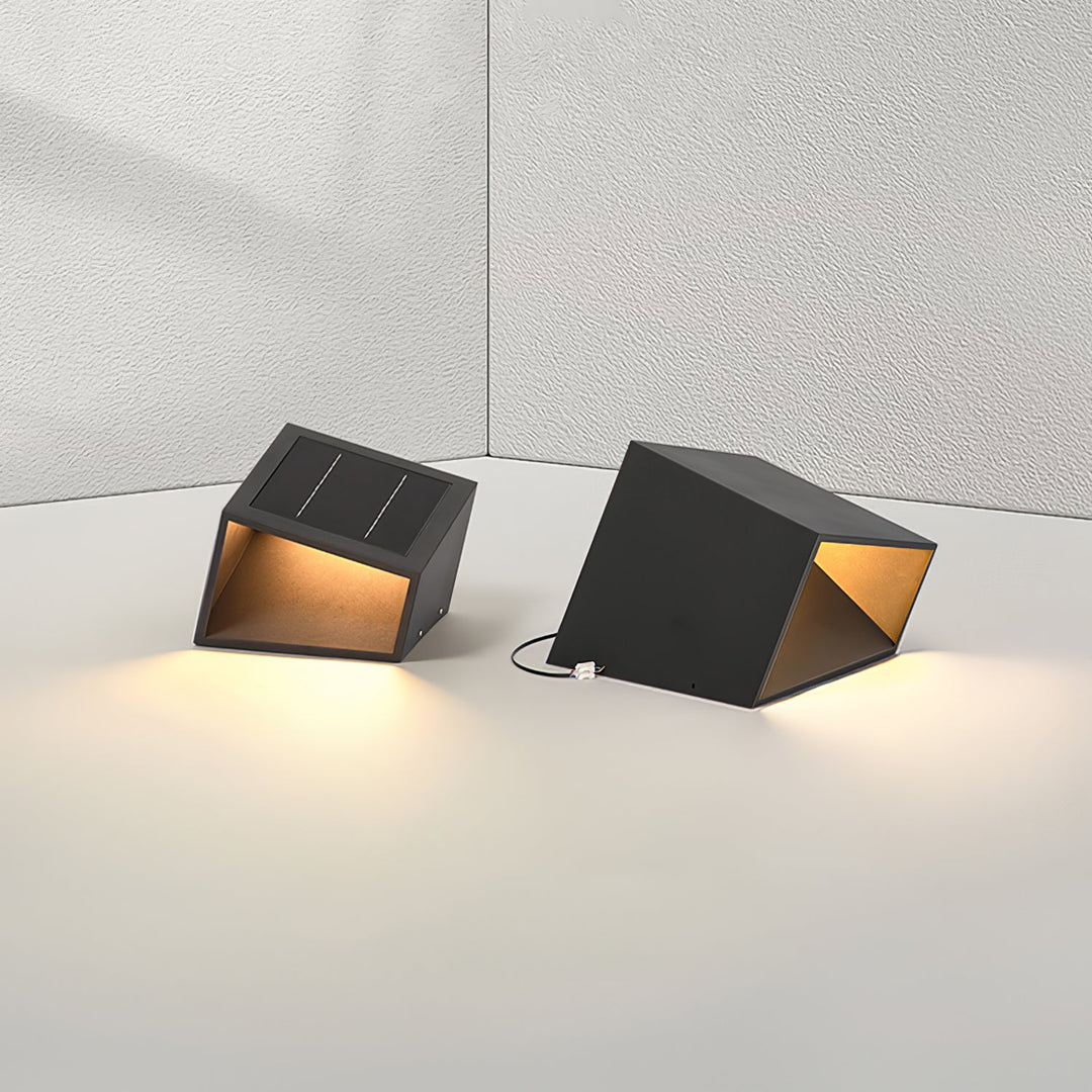 Cube Garden Solutomhuslampa