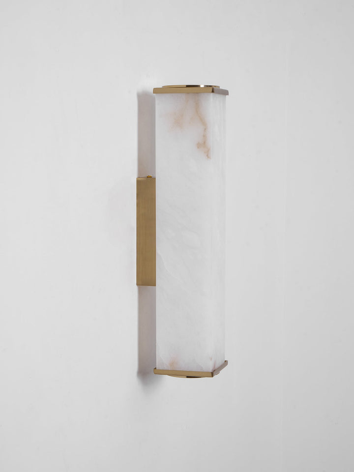 Cuboid Alabaster Vägglampa